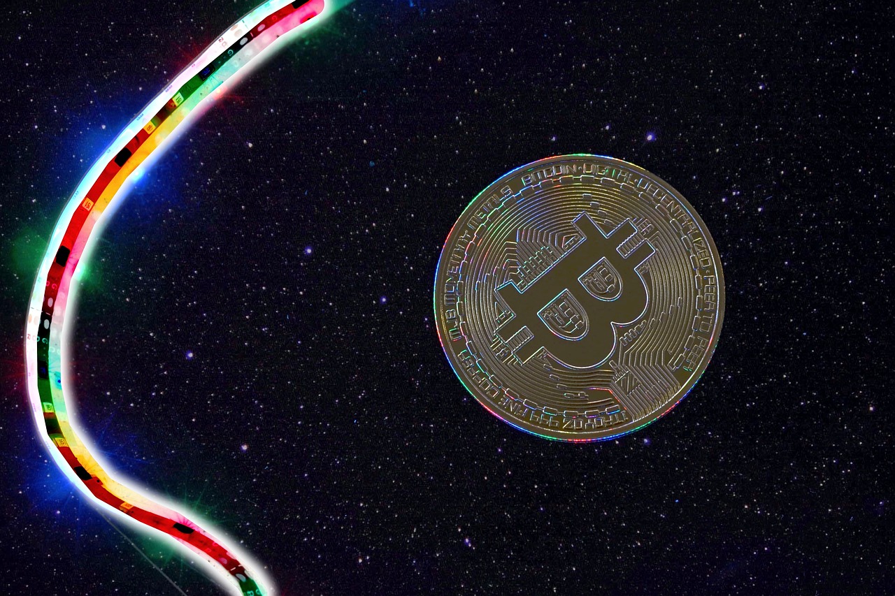 余弦：Hyperliquid上50倍杠杆巨鲸再以452万USDC做多ETH！爆仓价1391美元